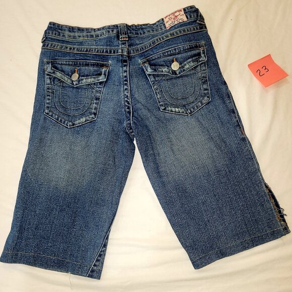 True Religion Shorts - Picture 2 of 3